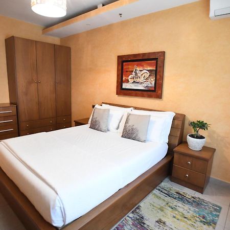 Hotel Gega Berat Exterior photo