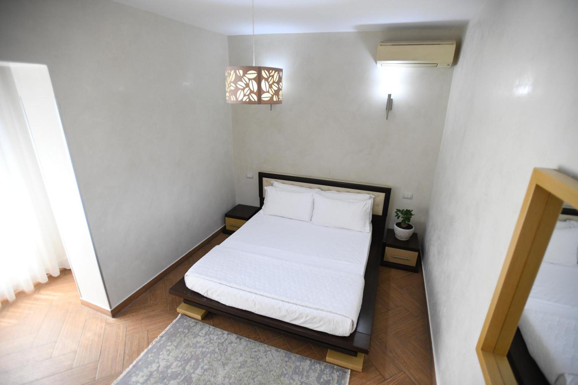 Hotel Gega Berat Exterior photo